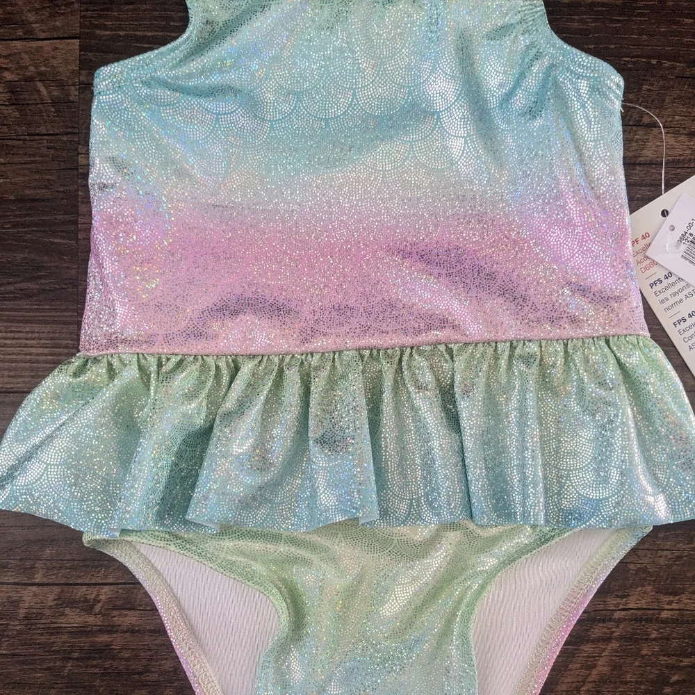 NWT Old Navy Swimsuit